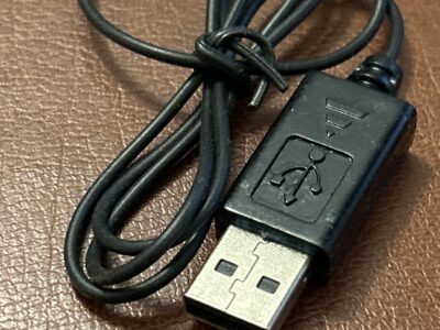 prise Mini-TOSLINK/USB